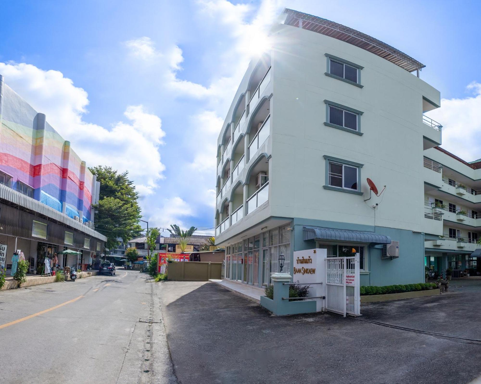 Baan Sinkaew Apartment Chiangmai - บ้านสินแก้ว อพาร์ทเม้นท์ เชียงใหม่ Buitenkant foto
